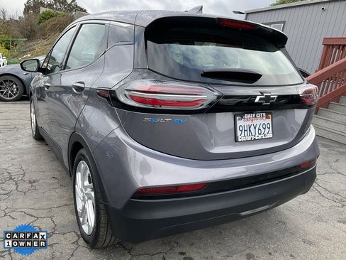Used 2023 Chevrolet Bolt LT image 78