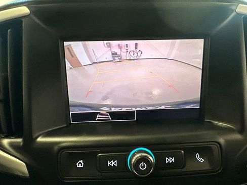 Used 2023 GMC Terrain SLE w/ Driver Convenience Package AWD/4WD image 17