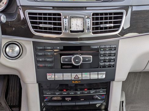 Used 2014 Mercedes-Benz E 350 Sedan image 20