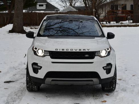 Used 2018 Land Rover Discovery Sport HSE image 2