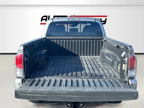 Used 2021 Toyota Tacoma TRD Sport w/ Technology Package image 24