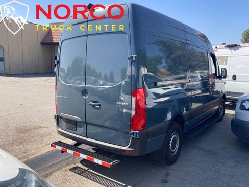 Used 2019 Mercedes-Benz Sprinter 144 image 3