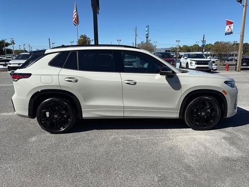 New 2026 Volkswagen Tiguan SE R-Line FWD image 7