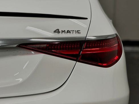 Used 2024 Mercedes-Benz S 580 4MATIC Sedan image 14