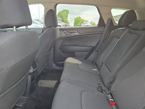 Certified 2025 Kia Sportage LX AWD/4WD image 30