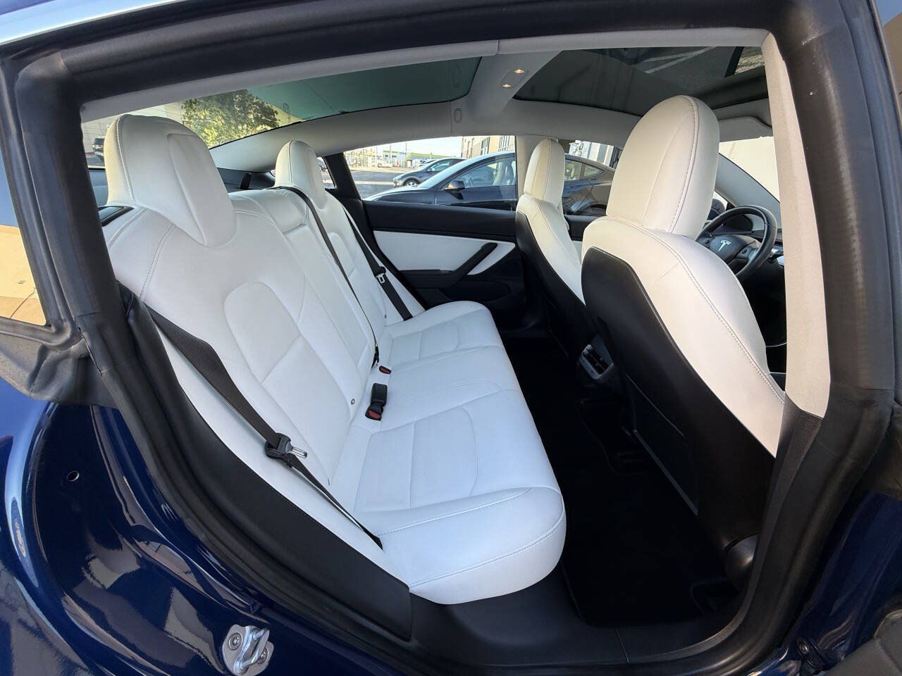 Used 2018 Tesla Model 3 Long Range AWD/4WD image 26