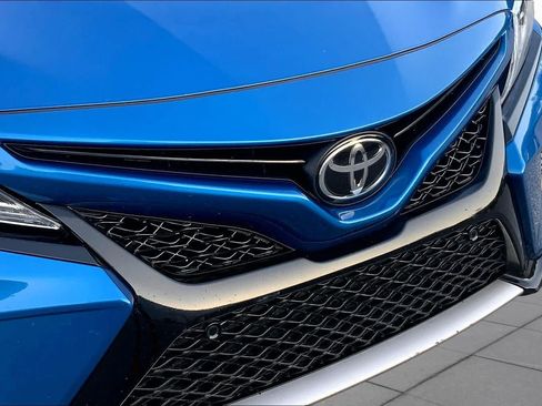 Used 2018 Toyota Camry XSE FWD image 29