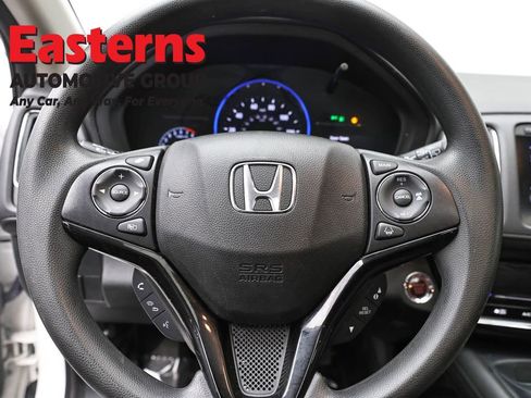 Used 2022 Honda HR-V EX image 10