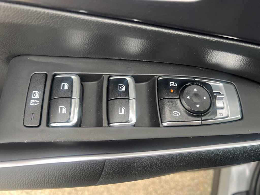 Certified 2024 Kia Sorento S w/ Panoramic Sunroof Package FWD image 43