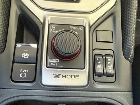 Used 2024 Subaru Forester Premium AWD/4WD image 42