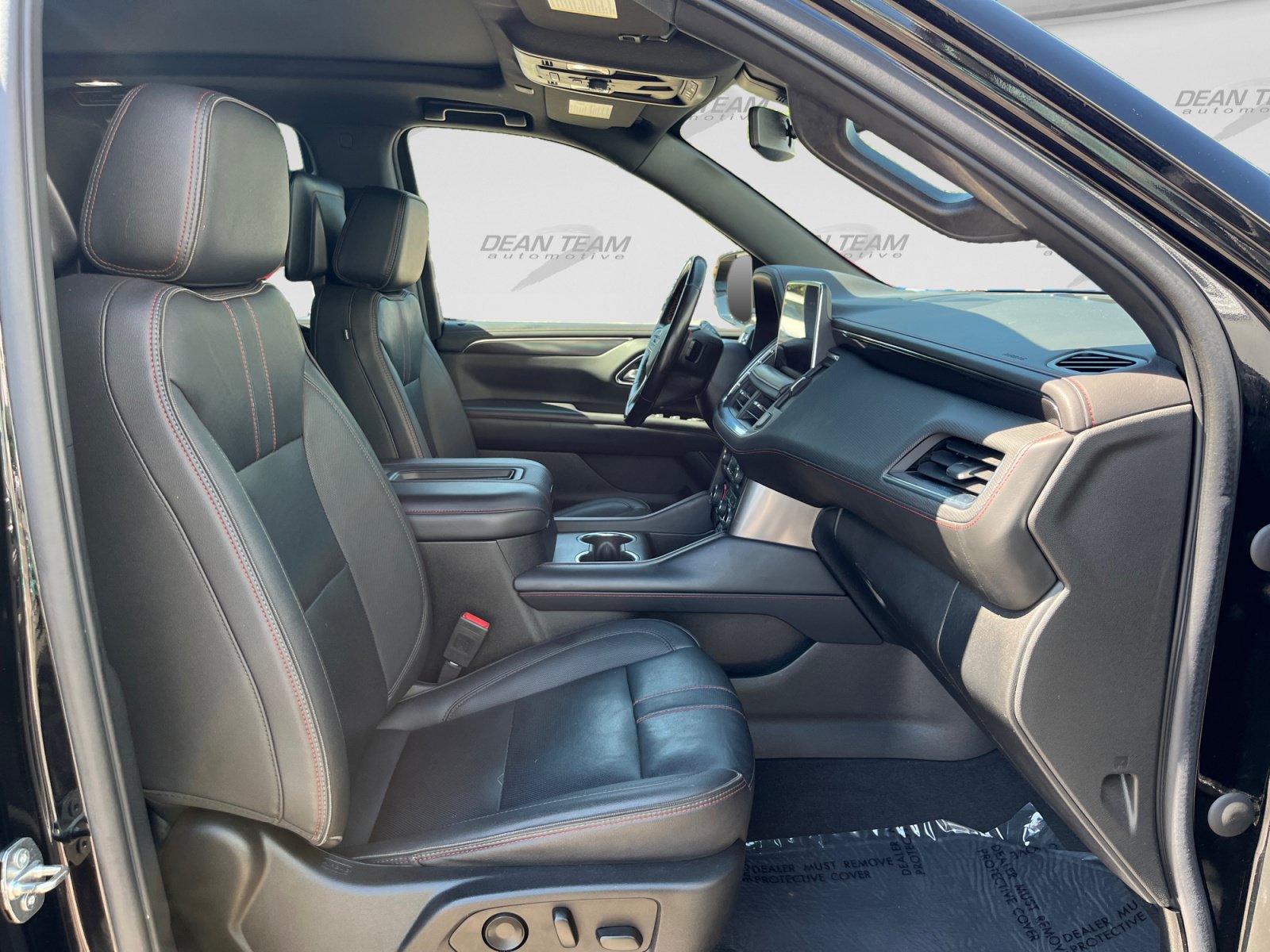 Used 2022 Chevrolet Tahoe RST w/ Luxury Package AWD/4WD image 17
