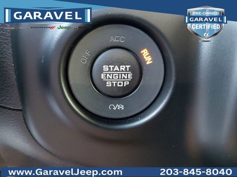Used 2021 Jeep Gladiator Sport AWD/4WD image 12