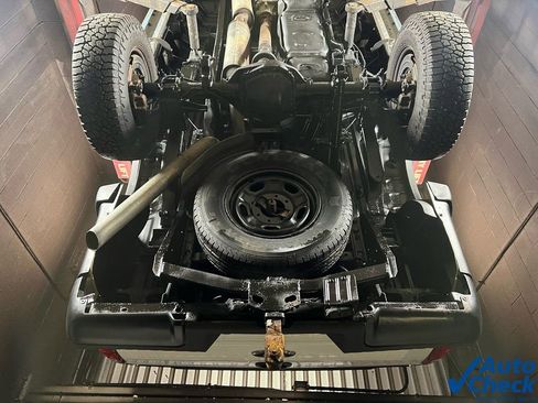 Used 2015 Ford F250 XL w/ Snow Plow Prep Package image 13