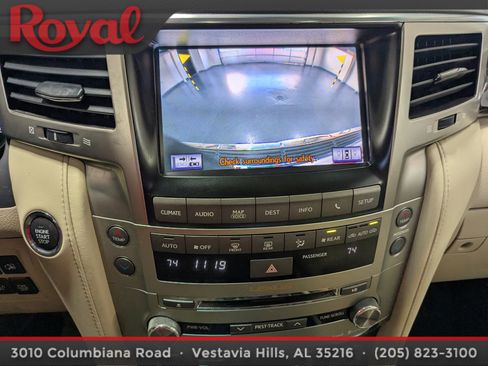 Used 2013 Lexus LX 570 4WD image 28