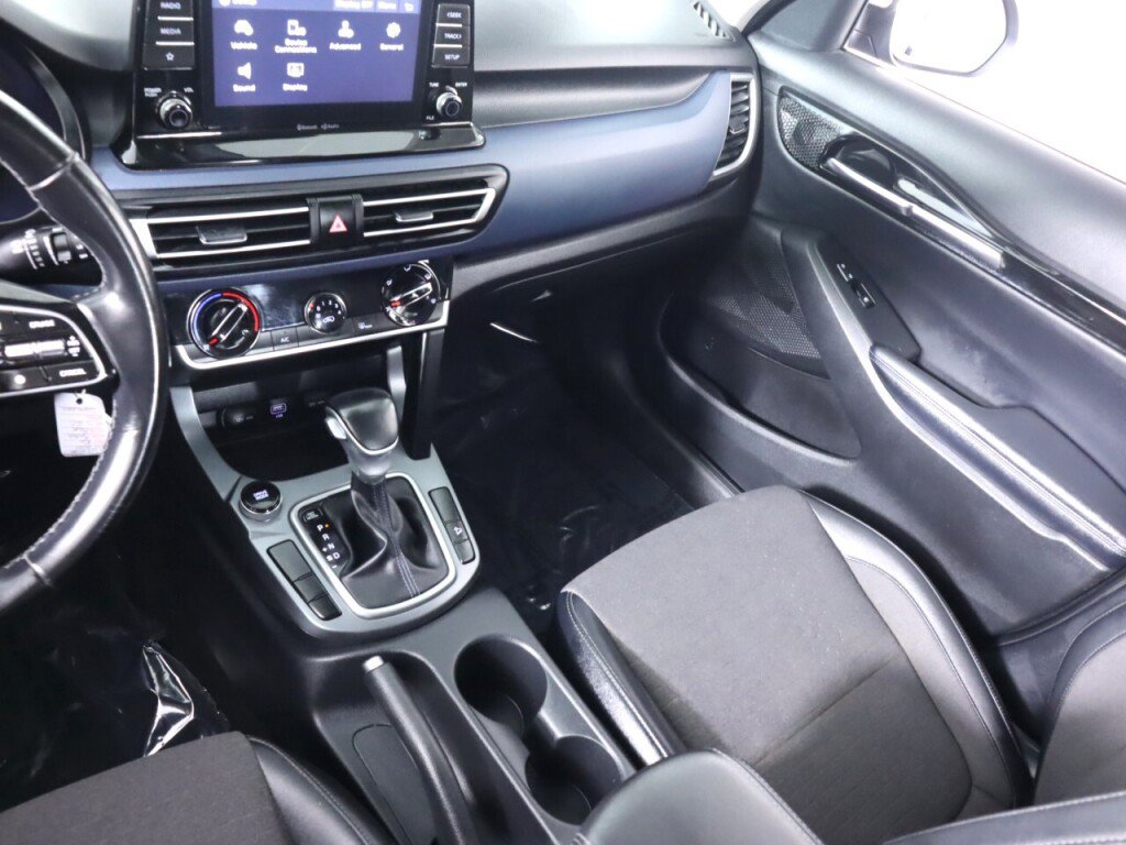 Used 2021 Kia Seltos S FWD image 32