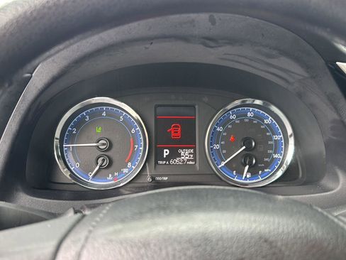 Used 2017 Toyota Corolla LE image 20