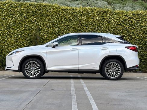 Certified 2022 Lexus RX 450h AWD w/ Luxury Package image 9