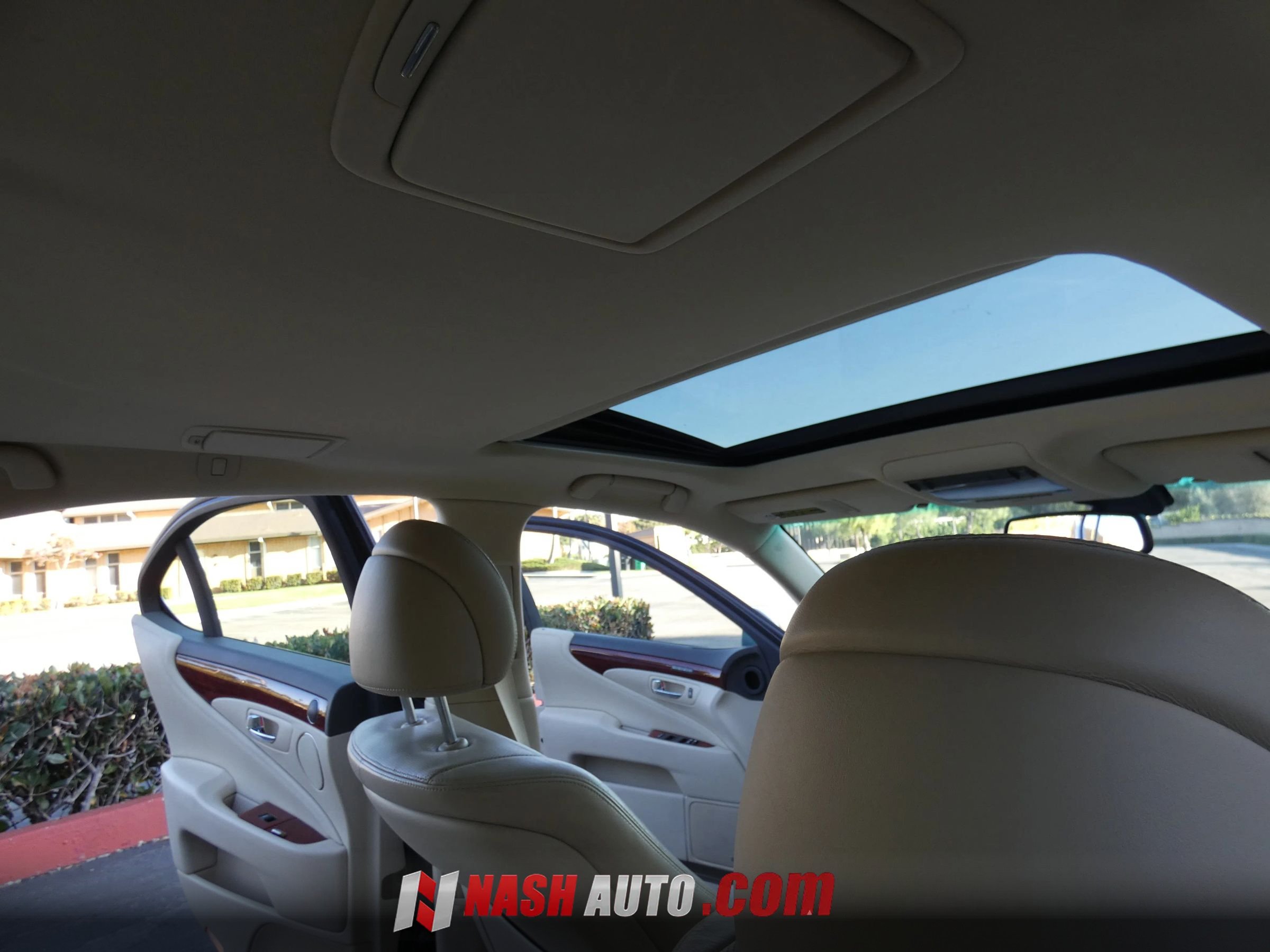 Used 2012 Lexus LS 460 w/ Luxury Value Edition RWD image 40