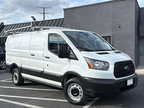 Used 2019 Ford Transit 250 130 Low Roof image 1