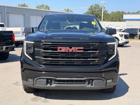 Used 2022 GMC Sierra 1500 Elevation AWD/4WD image 10