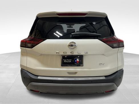 Used 2021 Nissan Rogue SV w/ Premium Package FWD image 6