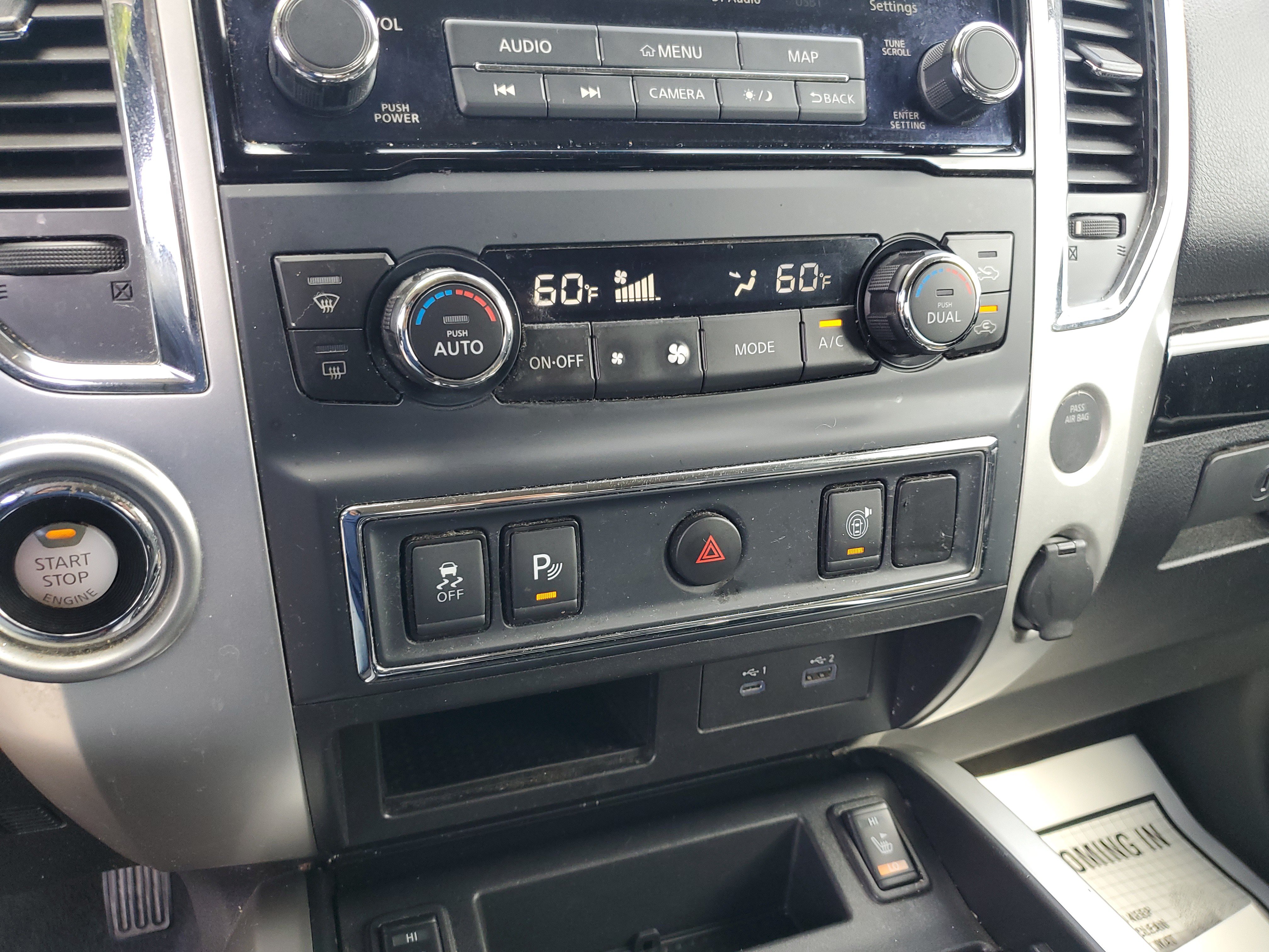 Used 2021 Nissan Titan SV w/ SV Convenience Package RWD image 24