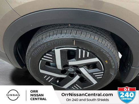 New 2026 Nissan Kicks SV w/ Charging Package FWD image 9