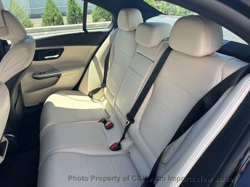 Used 2023 Mercedes-Benz C 300 4MATIC Sedan w/ Exclusive Trim Package image 16