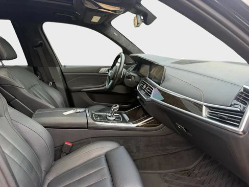 Used 2021 BMW X7 M50i w/ Executive Package AWD/4WD image 18