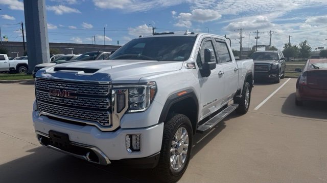 Used 2021 GMC Sierra 2500 Denali w/ Denali Ultimate Package AWD/4WD image 2