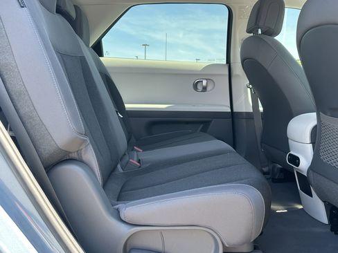 Used 2024 Hyundai Ioniq 5 SEL RWD image 17