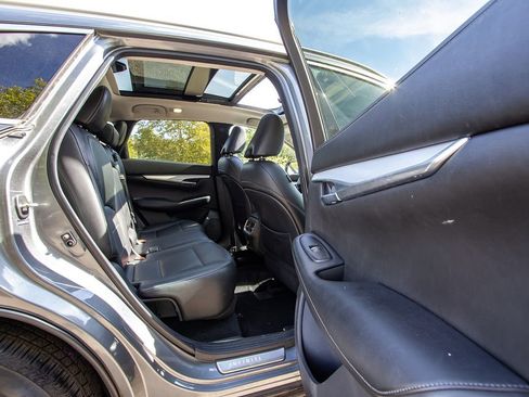 Used 2019 INFINITI QX50 Essential w/ Premium Heat Package image 23