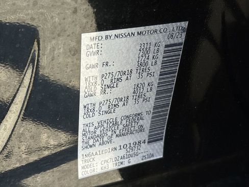 Used 2024 Nissan Titan PRO-4X w/ Pro-4x Convenience Package image 38