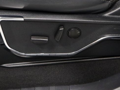 Certified 2024 Ford F250 Lariat w/ Lariat Ultimate Package image 25