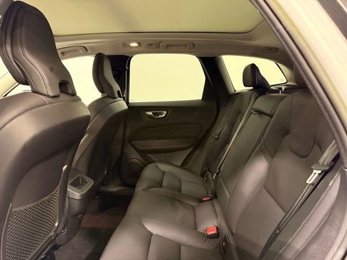 Used 2023 Volvo XC60 B5 Plus w/ Protection Package Premier image 11