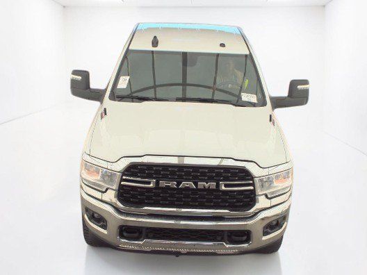 Used 2024 RAM 2500 Big Horn w/ Off Road Package AWD/4WD image 2