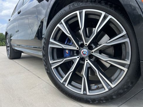 Used 2022 BMW X7 M50i w/ Cold Weather Package AWD/4WD image 6