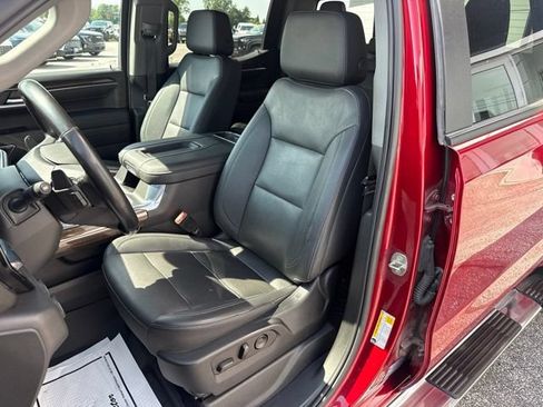 Certified 2022 Chevrolet Silverado 1500 RST w/ Convenience Package II AWD/4WD image 15