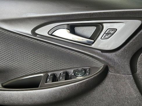 Used 2023 Chevrolet Malibu LT image 61