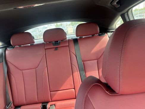 Used 2022 BMW i4 eDrive40 RWD image 21