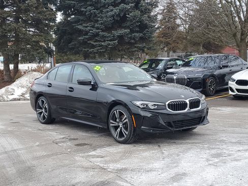 Certified 2023 BMW 330i xDrive Sedan w/ Premium Package image 4