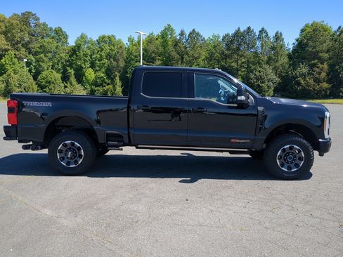 Certified 2023 Ford F250 Lariat w/ Lariat Ultimate Package AWD/4WD image 3