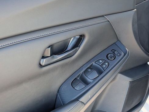 New 2025 Nissan Sentra S FWD image 16