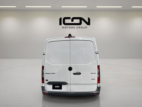 Used 2022 Mercedes-Benz Sprinter 144 Cargo image 6