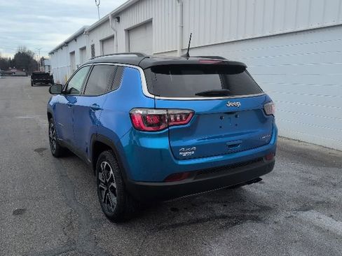 Used 2022 Jeep Compass Limited image 5