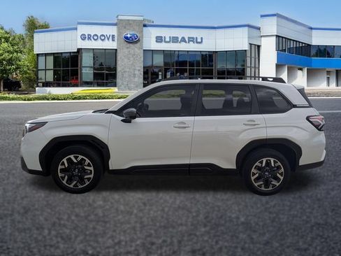 Certified 2025 Subaru Forester Premium w/ Convenience Package #1 AWD/4WD image 2