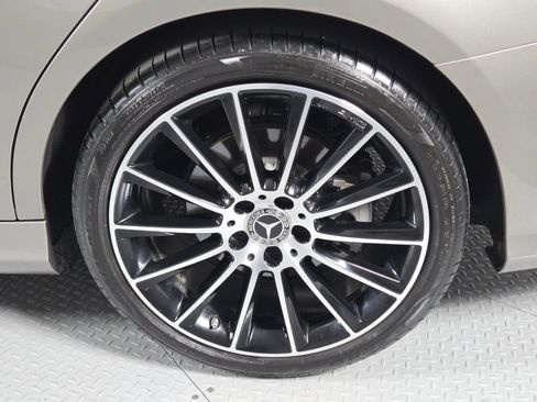 Used 2020 Mercedes-Benz C 300 Sedan image 10