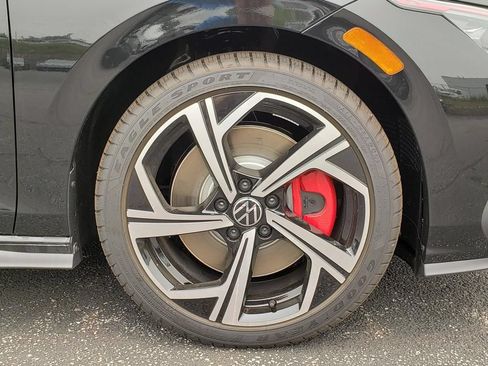 New 2026 Volkswagen GTI SE FWD image 12