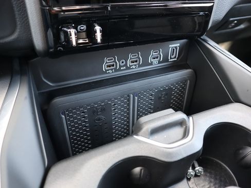 New 2026 RAM 1500 Laramie w/ Night Edition image 28