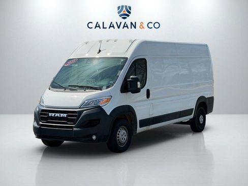 Used 2025 RAM ProMaster 2500 w/ Convenience Group image 2